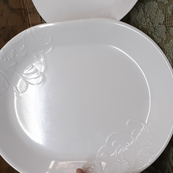 CORELLE VITRELLE " CHERISH " BOUTIQUE EMBOSSED OVAL 2 PC. PLATTER'S - Picture 4 of 7